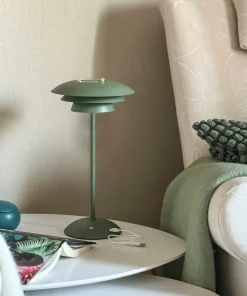 Aneta Lighting Bordlampe Epsilon recharge
