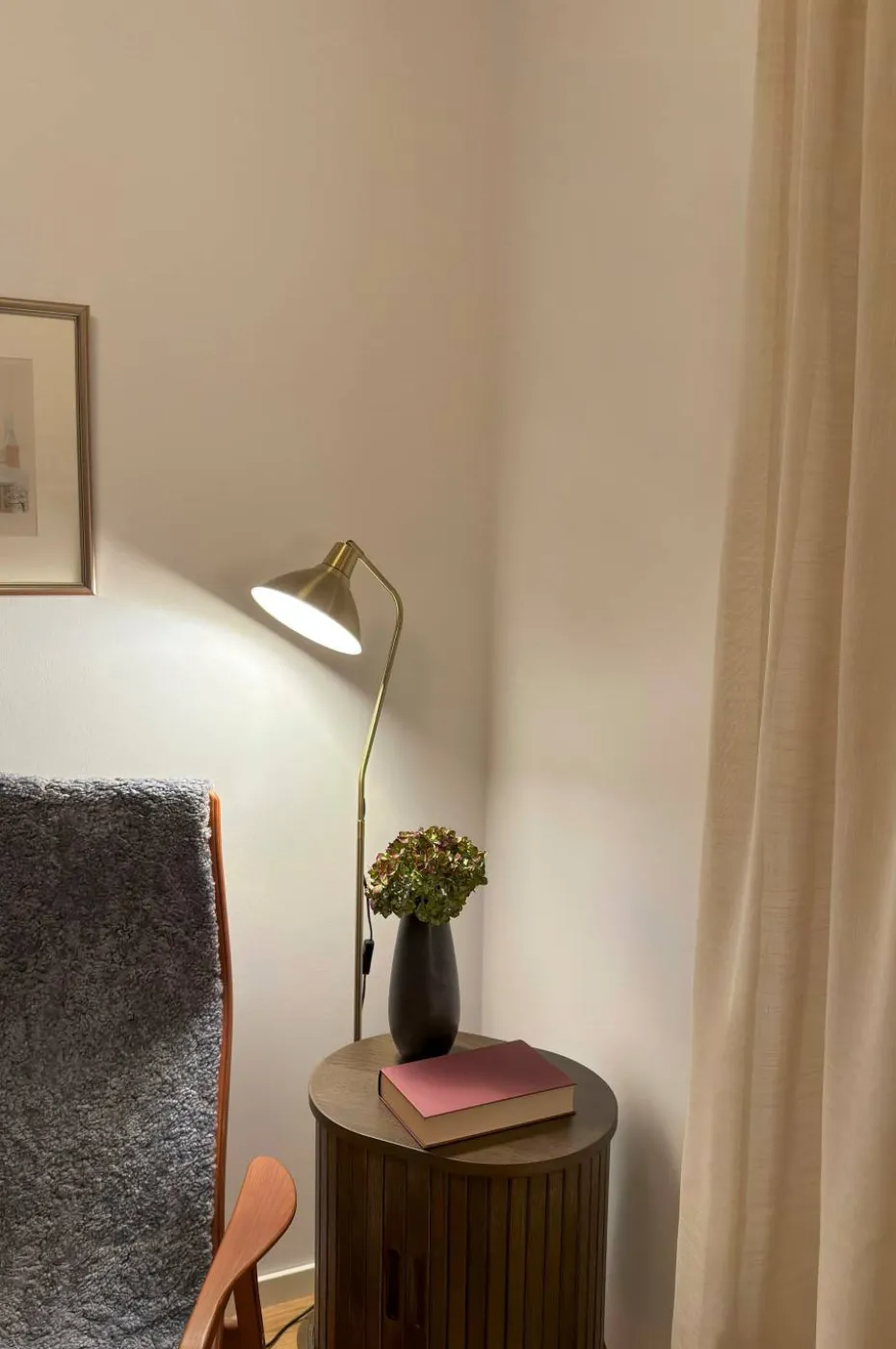 Aneta Lighting Gulvlampe Ostri
