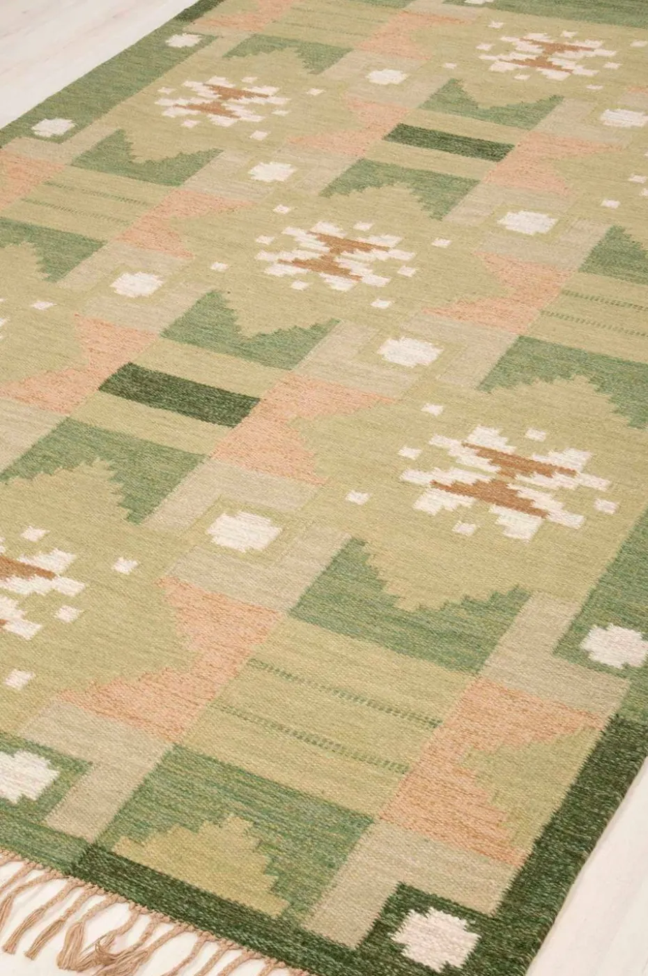 Bargi Ullteppe Röllakan, 250 x 350 cm