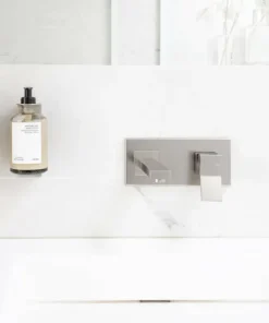 Beslag Design Base - Såpepumpeholder