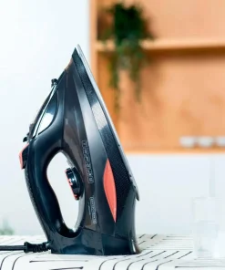 Black & Decker Dampstrykejern 3000W svart