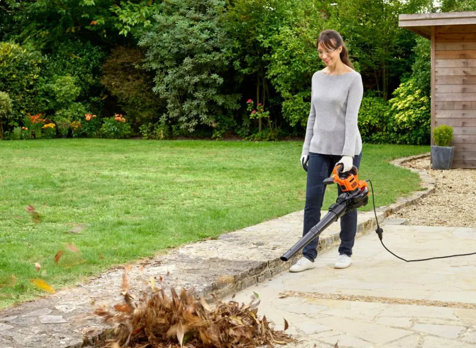 Black & Decker Løvblåser 3000W Blåse- & Sugefunksjon