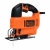 Black & Decker Stikksag 520W + sagblad og verktøykasse