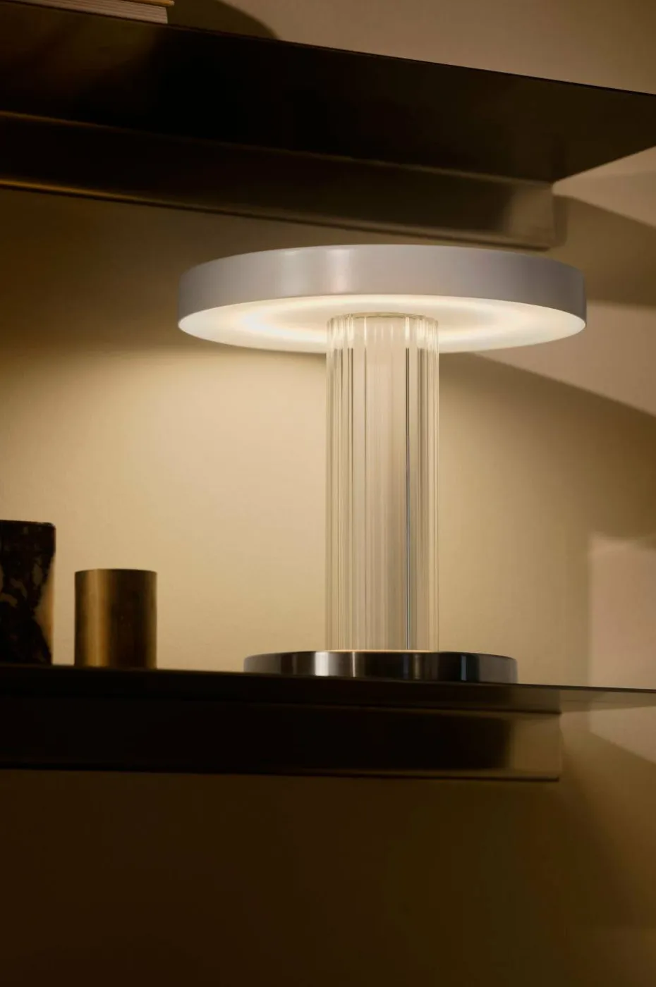 Design For The People Bordlampe Trezzi Portable