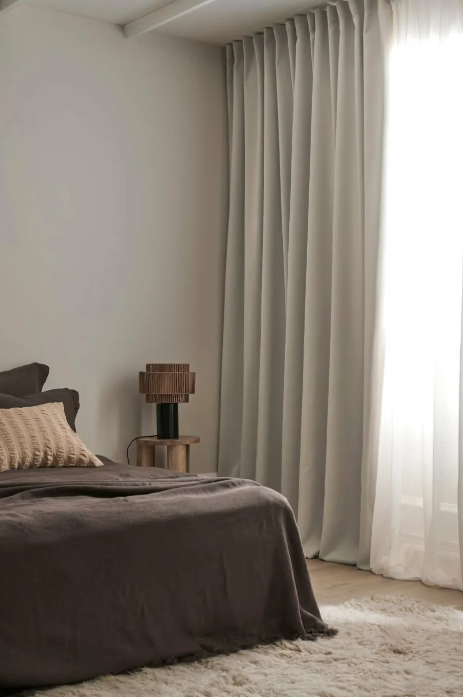 Ellos Home Gardin med multibånd Sandy Wide, mørkleggende, 1 stk