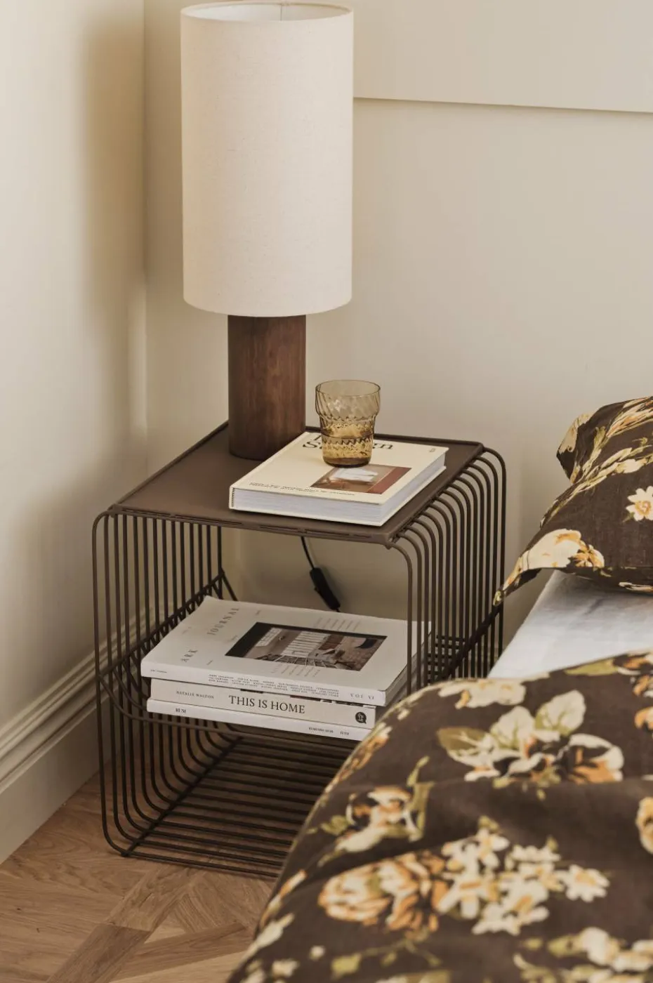 Ellos Home Nattbord / sidebord Swike