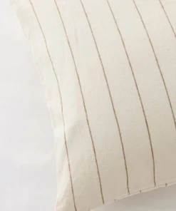 Ellos Home Putetrekk Elly Thin Stripe i resirkulert halvlinne