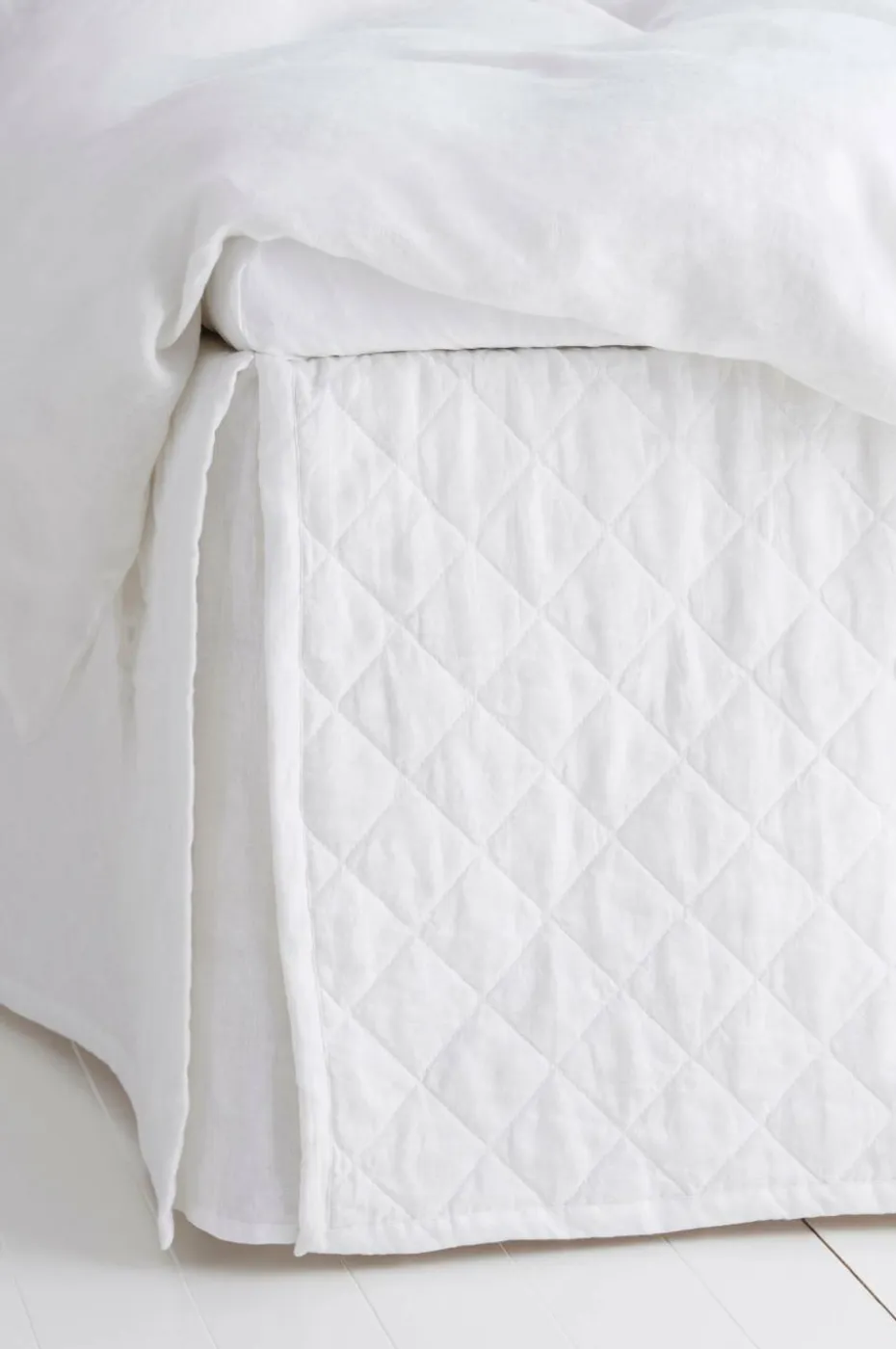 Ellos Home Sengekappe Candice Quilted i vasket lin, høyde 60 cm