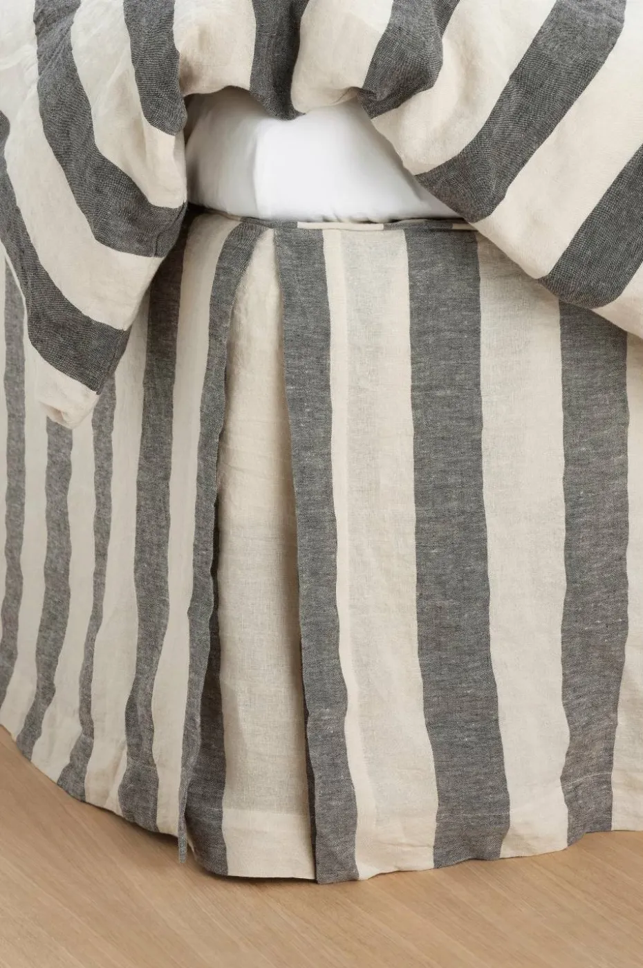 Ellos Home Sengekappe Candice Block Stripe i bomull høyde 52 cm