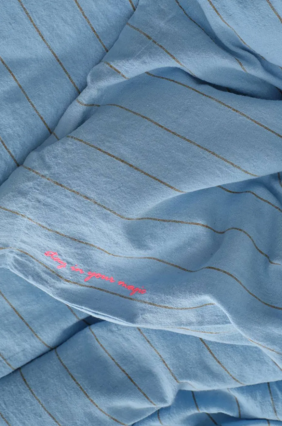 Ellos Home Sengesett Elly Thin Stripe i resirkulert halvlinne 2 eller 3 stykker