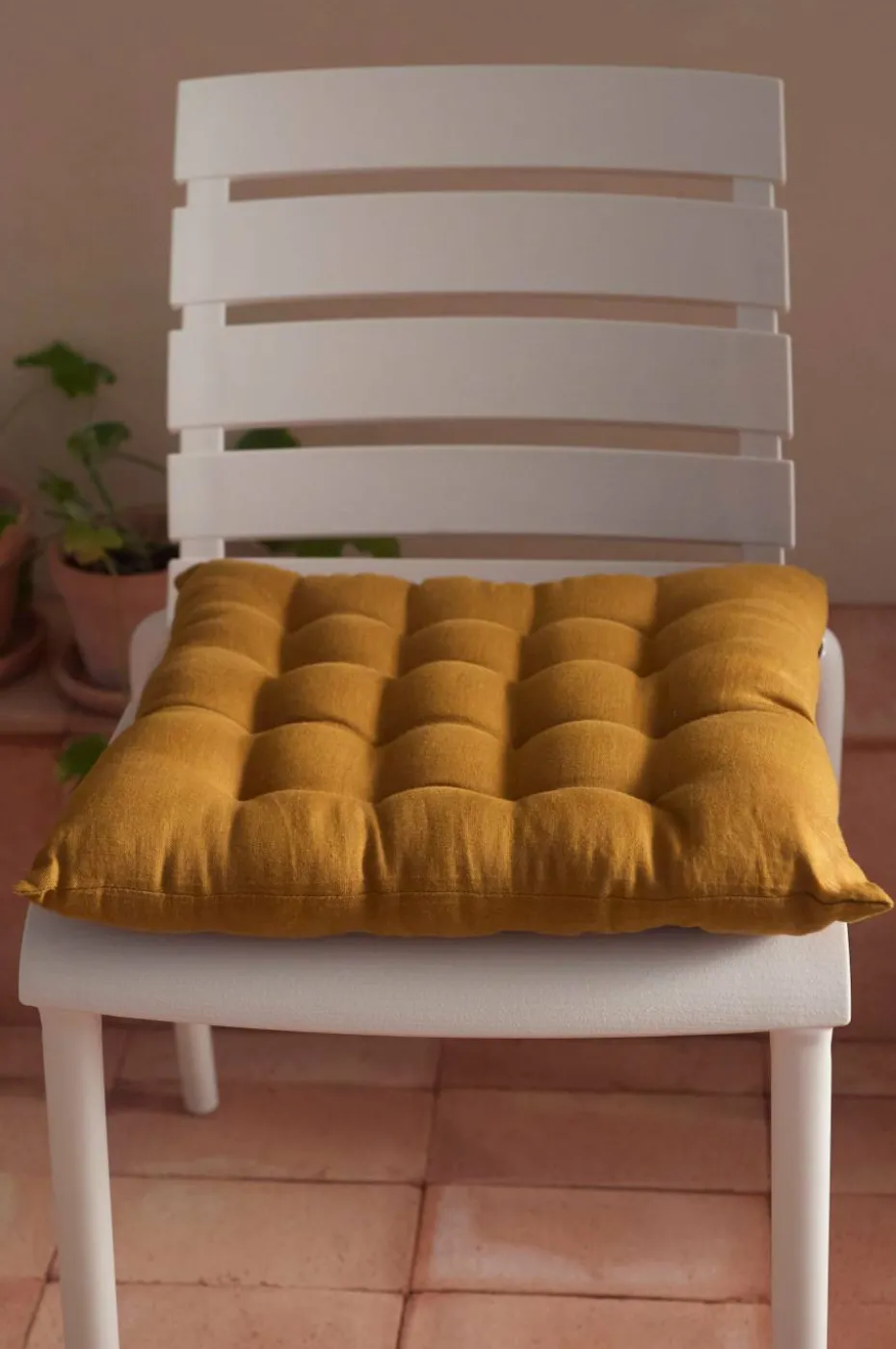 Ellos Home Sittepute Candice i vasket lin 40x40x5 cm