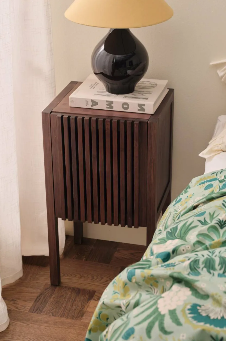 Ellos Home Skap / Nattbord Stripe