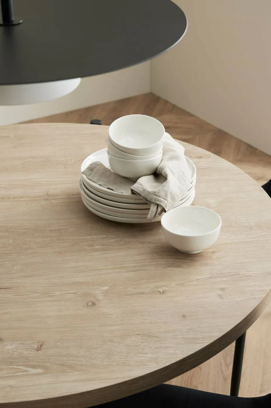 Ellos Home Spisegruppe Gilda med 1 bord og 4 stoler