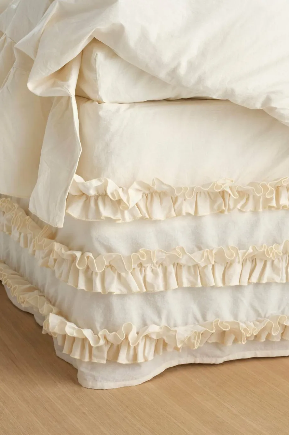 Ellos Sengekappe Juliette Curve Frill i vasket bomull 52 cm