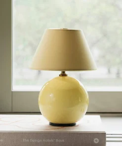 Globen Lighting Bærbar bordlampe Iris 16 Butter yellow