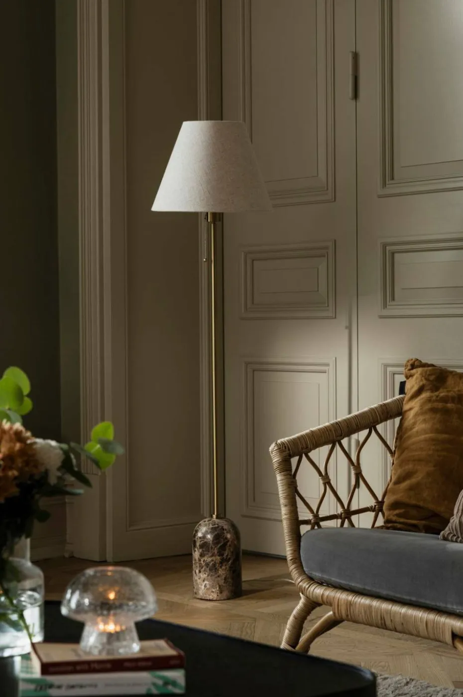 Globen Lighting Gulvlampe Gino Beige travertin