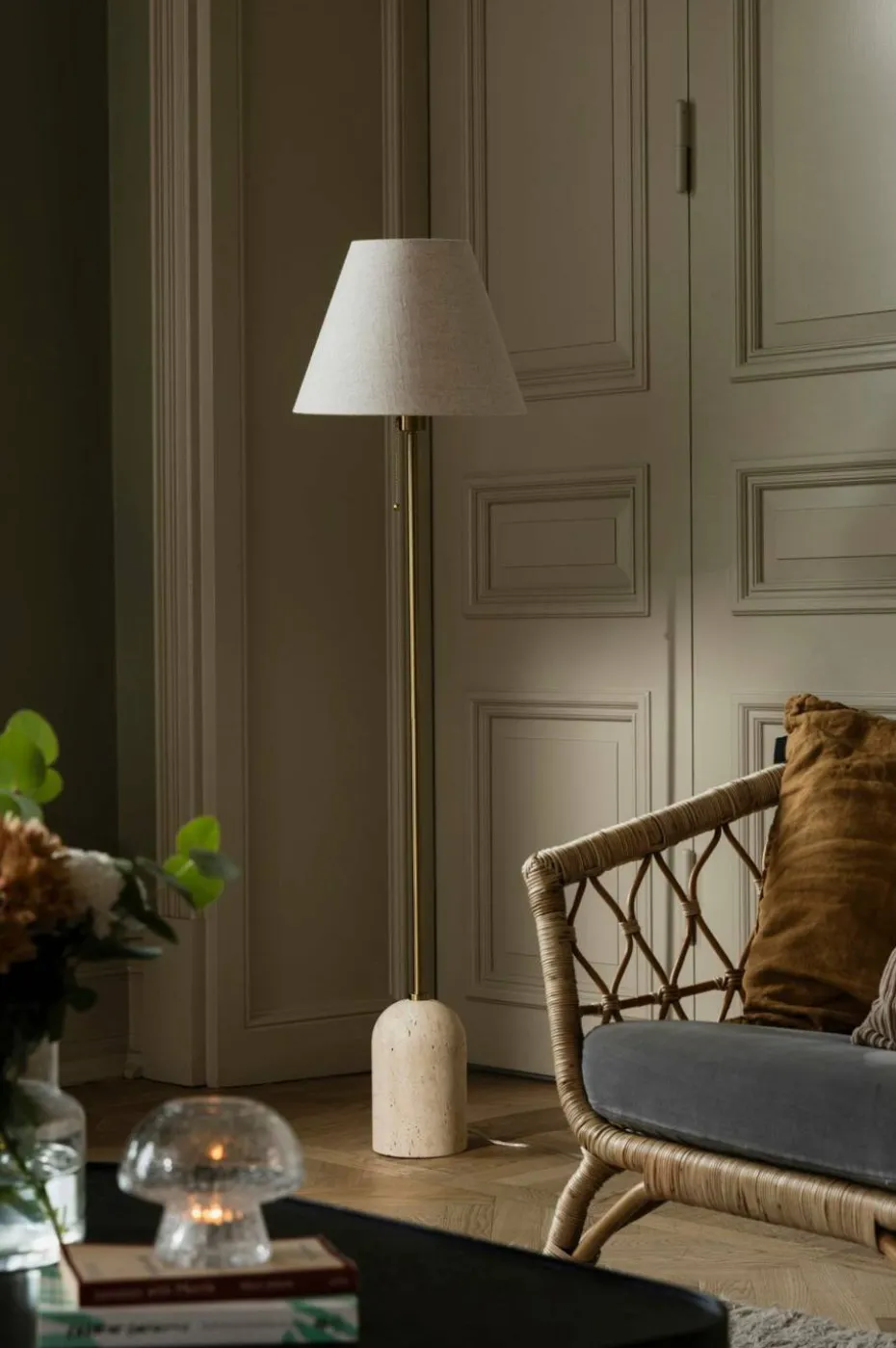 Globen Lighting Gulvlampe Gino Beige travertin