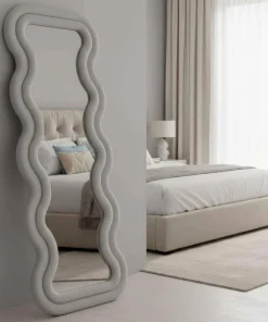 Hanah Home Cheval Mirror Mundo Oval
