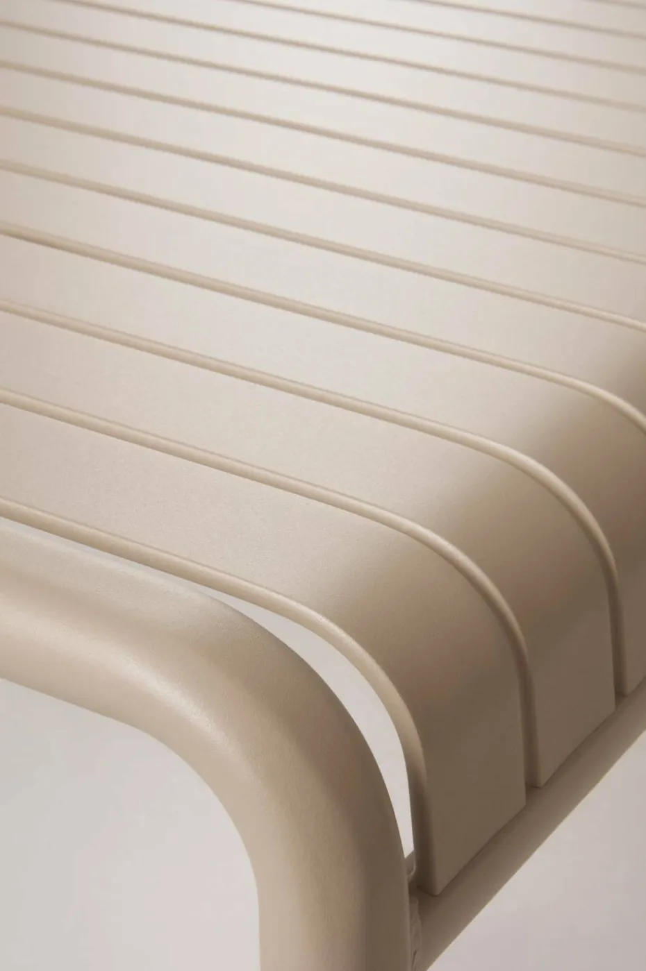 Jotex BELLEVILLE bord 97x173,4 cm