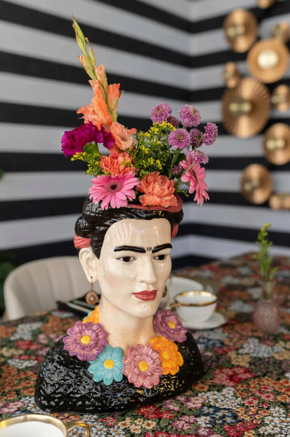 KARE Design Deco Vase Style Muse Flowers 34cm