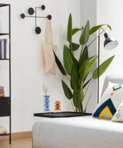 Kave Home Veggmontert klesstativ - vianela