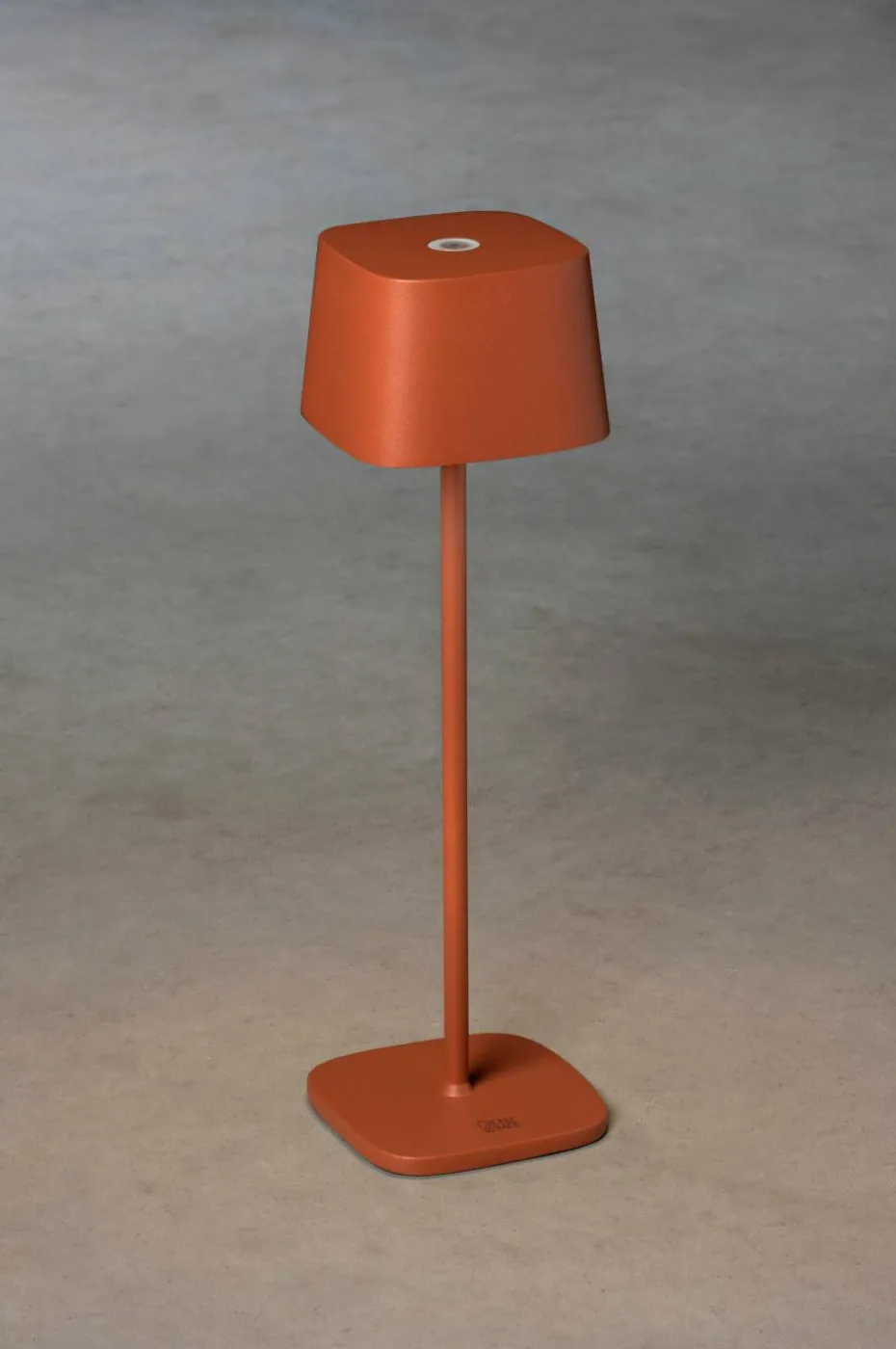 Konstsmide Bordlampe Capri USB høyde 36 cm