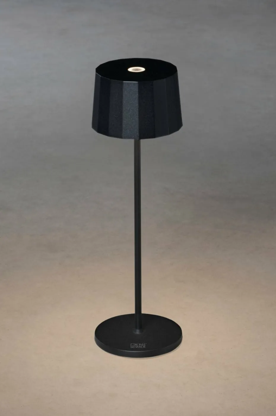 Konstsmide Bordlampe Positano USB høyde 35 cm