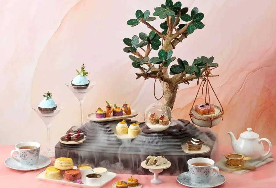 New Mags Coffee Table Book - 150 Tea Houses