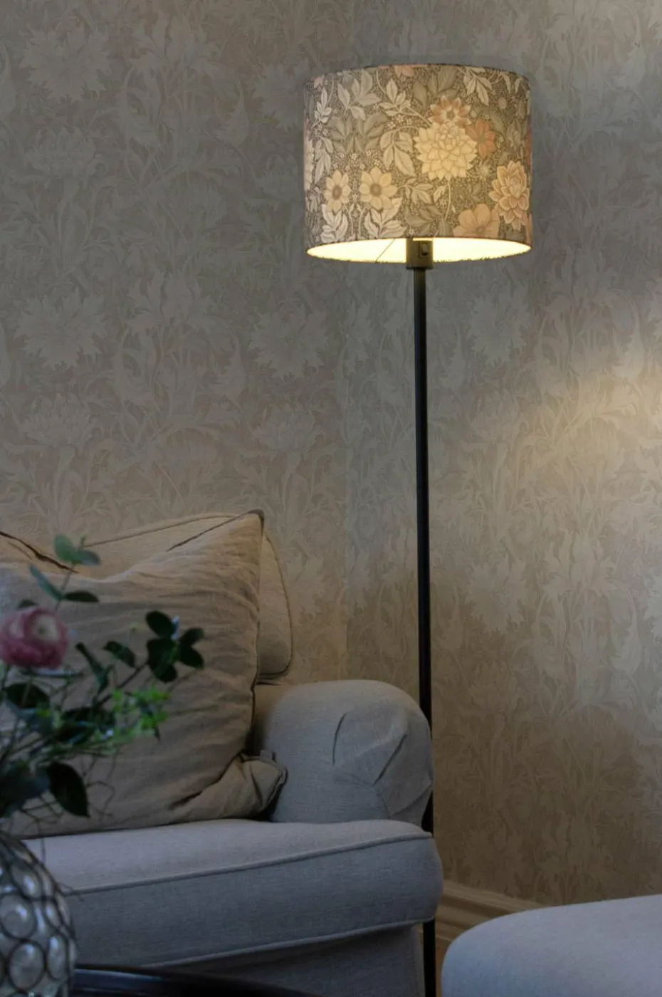 PR Home Gulvlampe Amy svart
