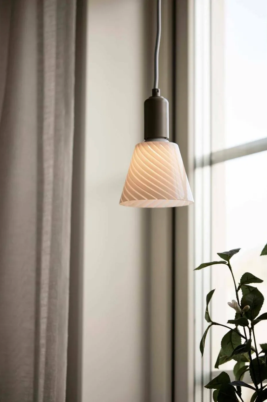 PR Home Vinduslampe Tilda