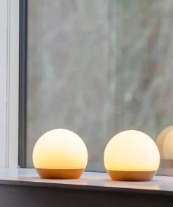 Spring Copenhagen Portabel Bordlampe Spring Snowball Big diameter 11 cm