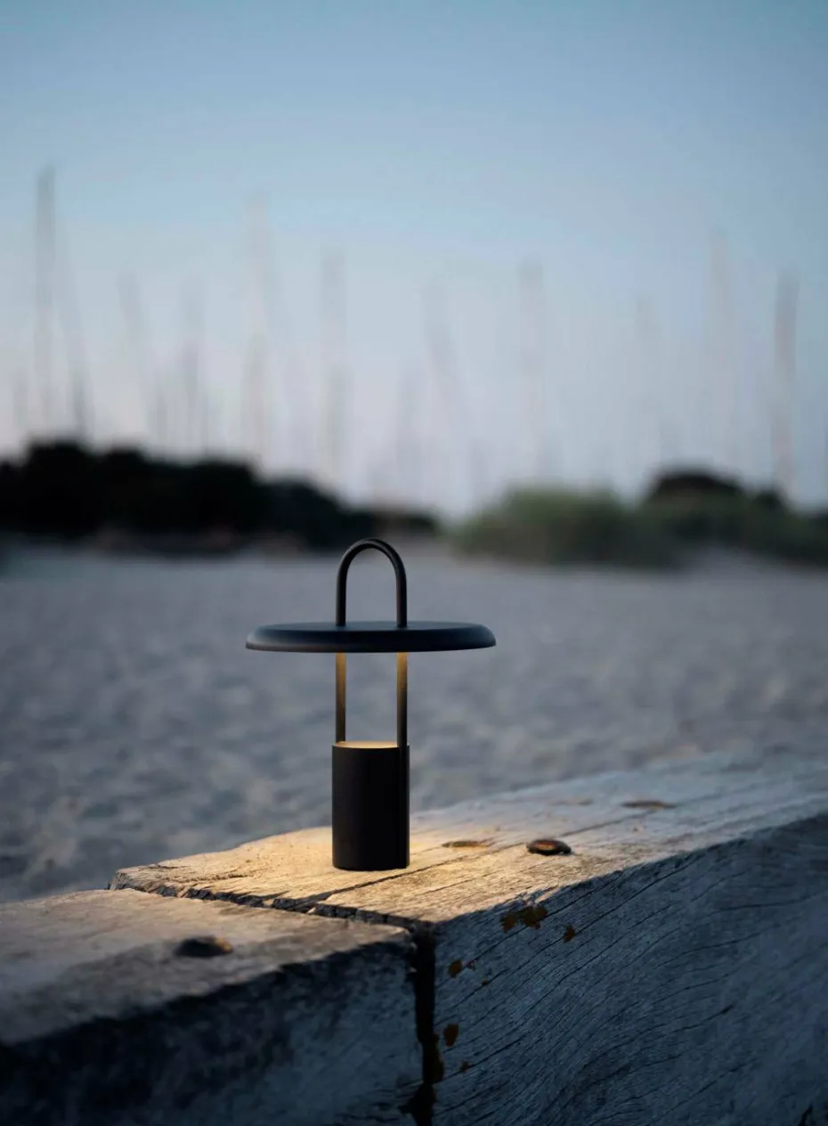 Stelton Bærbar LED-lampe Pier