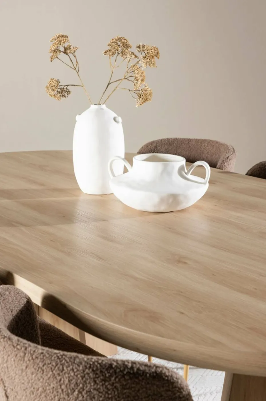 Venture Home Bootcut spisebord med Modesto spisestol
