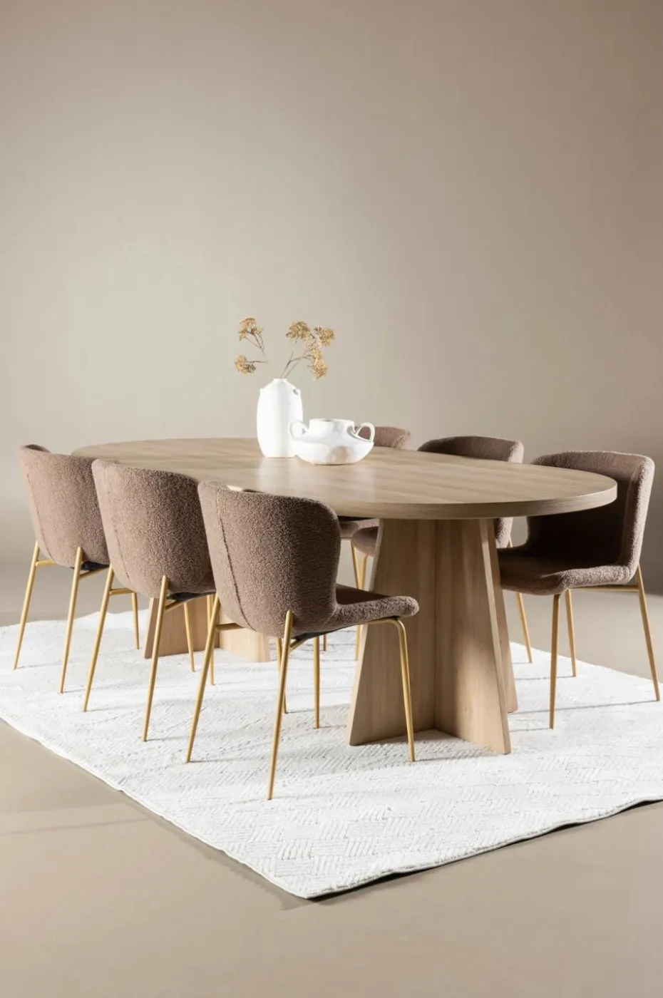 Venture Home Bootcut spisebord med Modesto spisestol