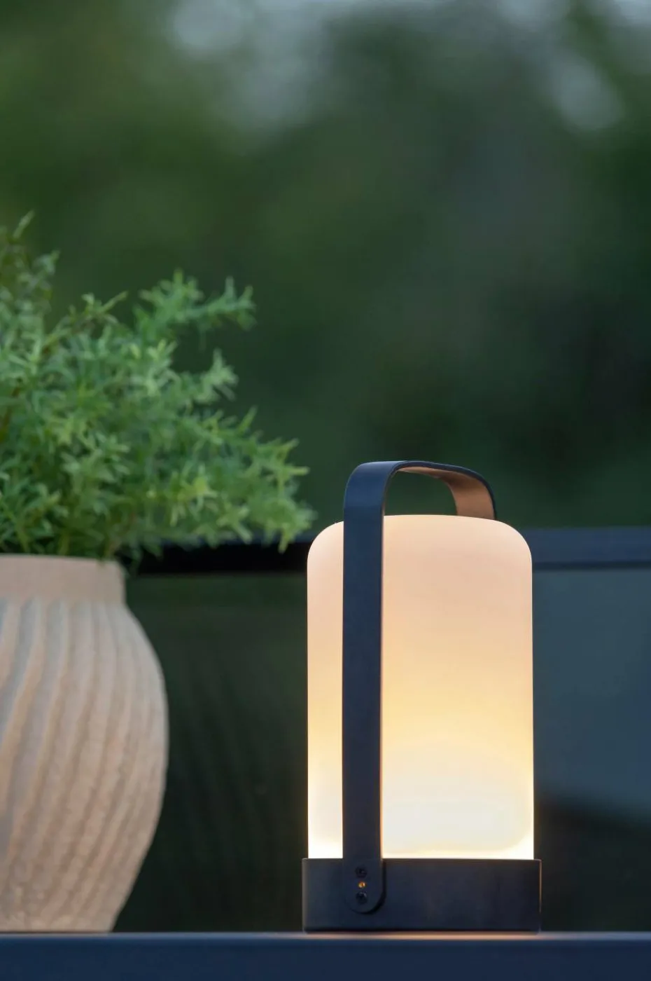 Venture Home Bordlampe Fern
