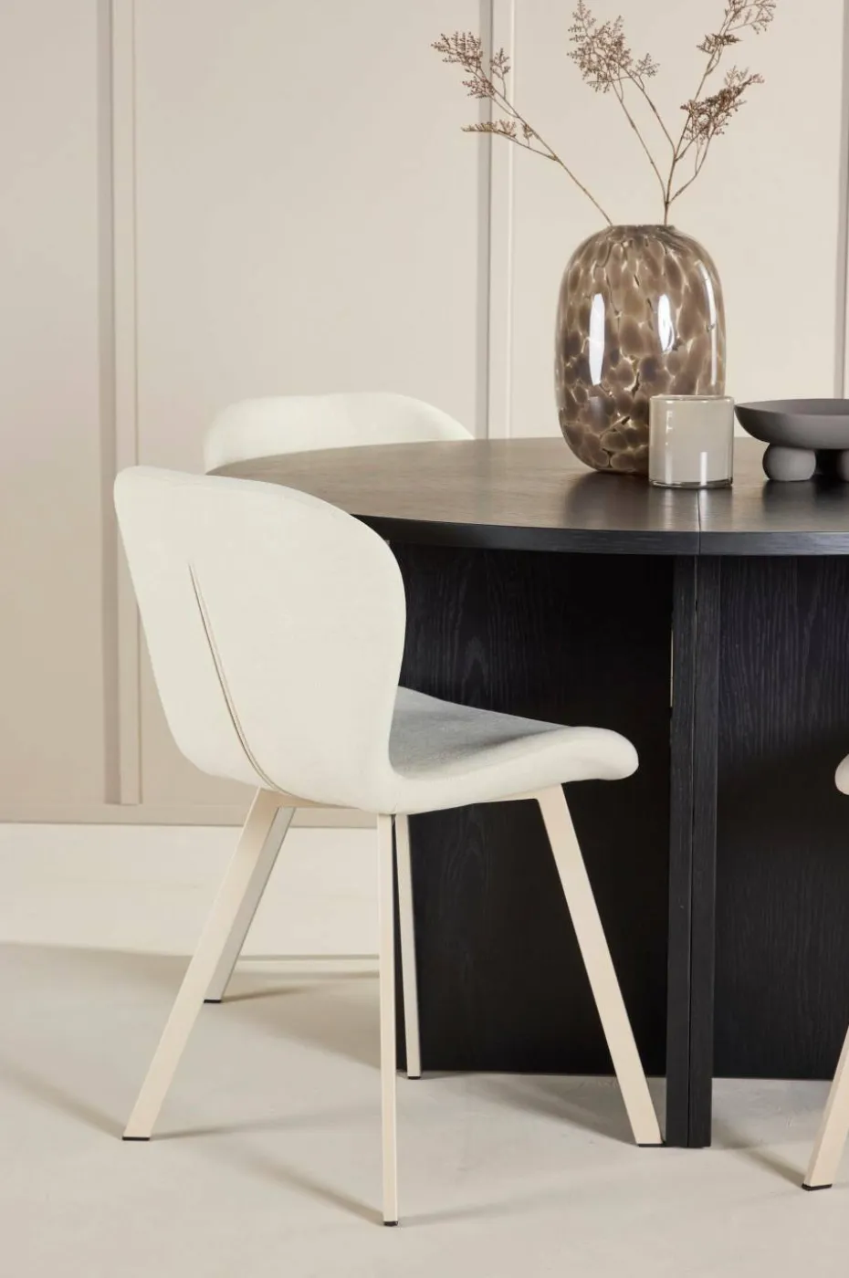 Venture Home Spisebord Strada med Lilja-stol
