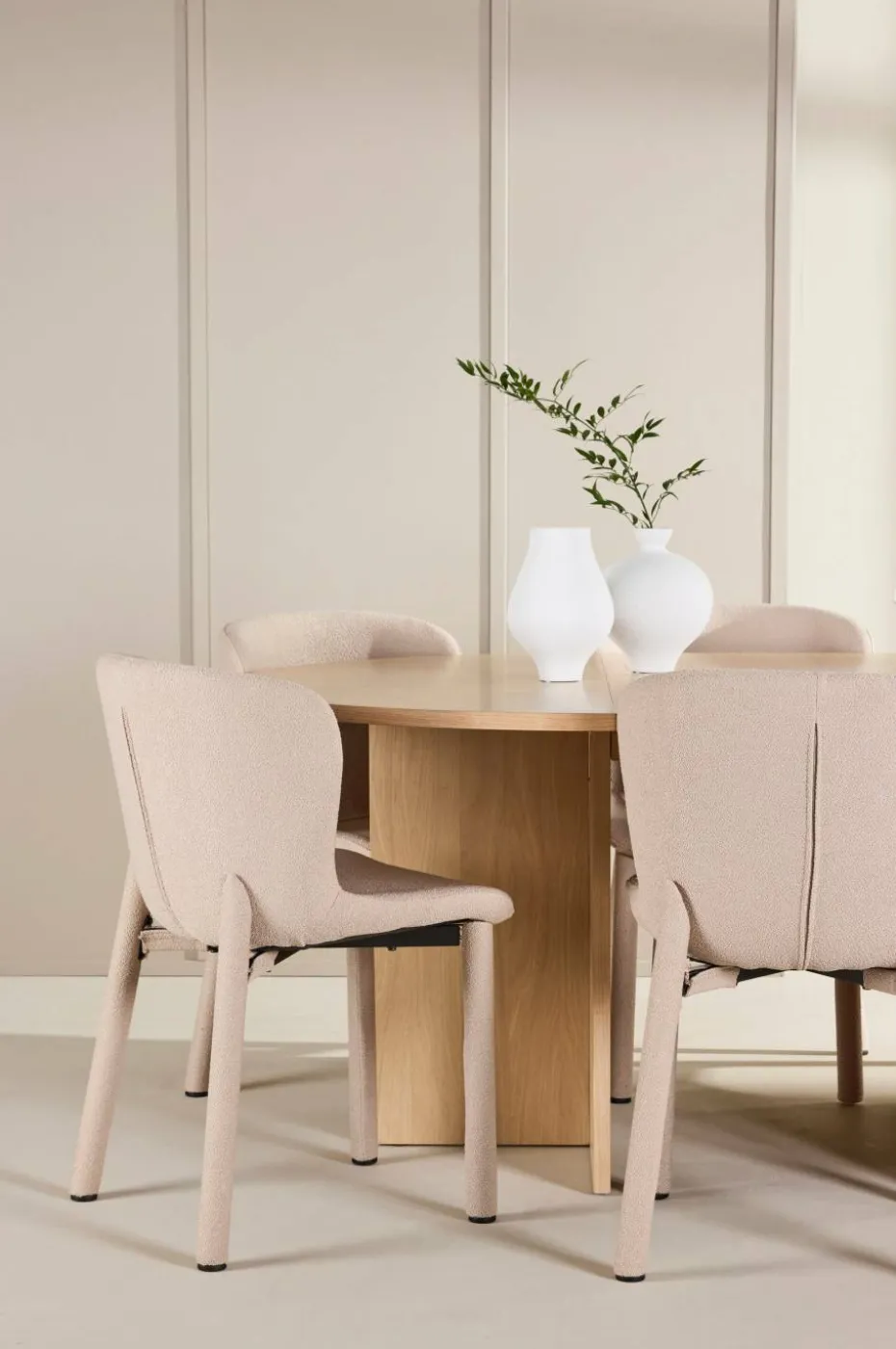 Venture Home Spisebord Strada med Astoria-stol