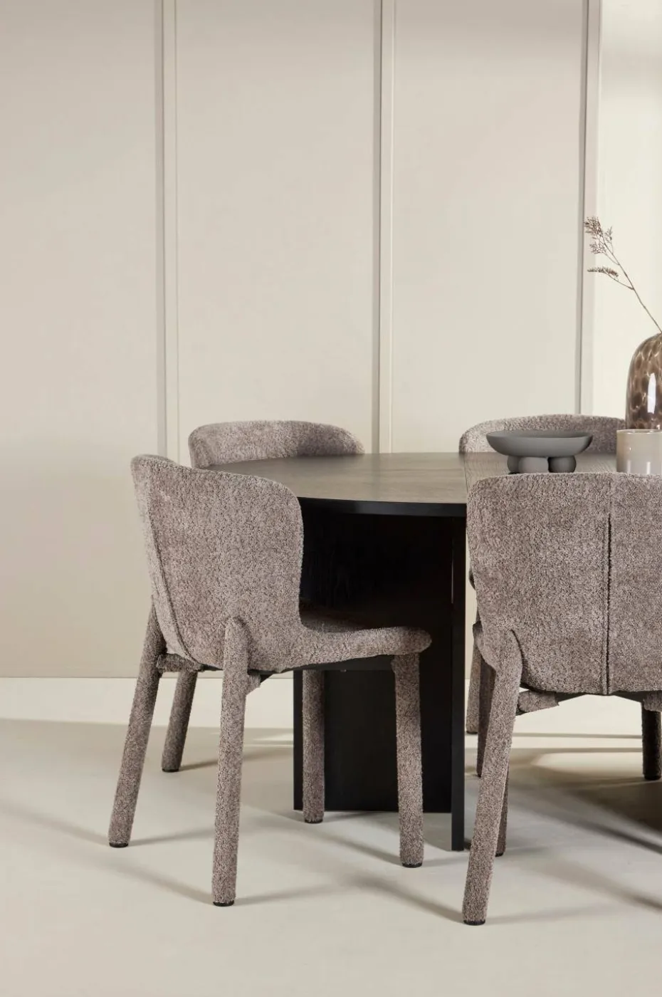 Venture Home Spisebord Strada med Astoria-stol