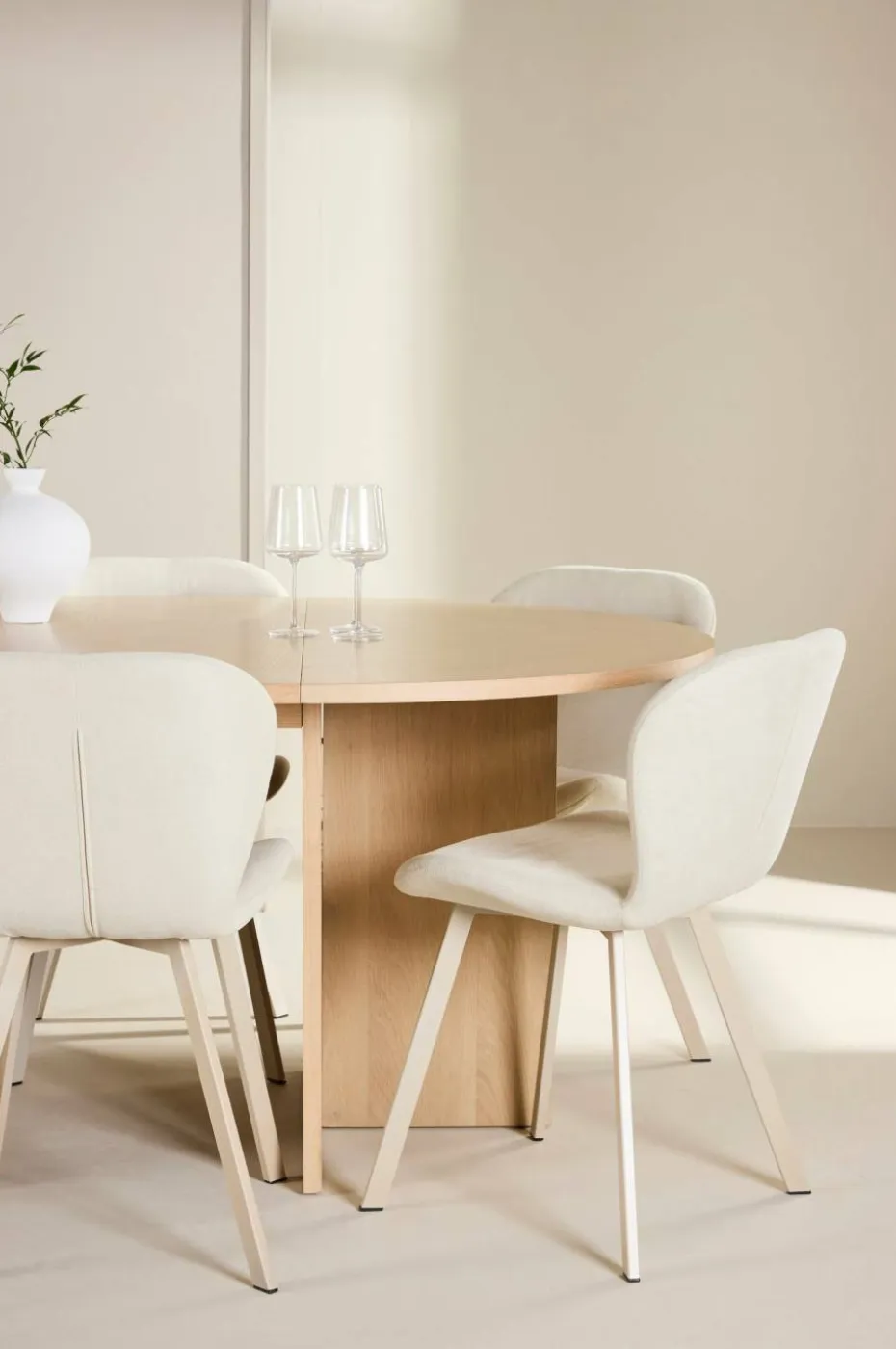 Venture Home Spisebord Strada med Lilja-stol