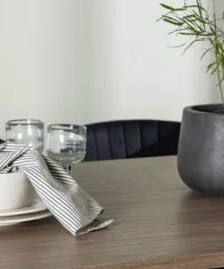 Venture Home Spisegruppe Andy med stolene Selma