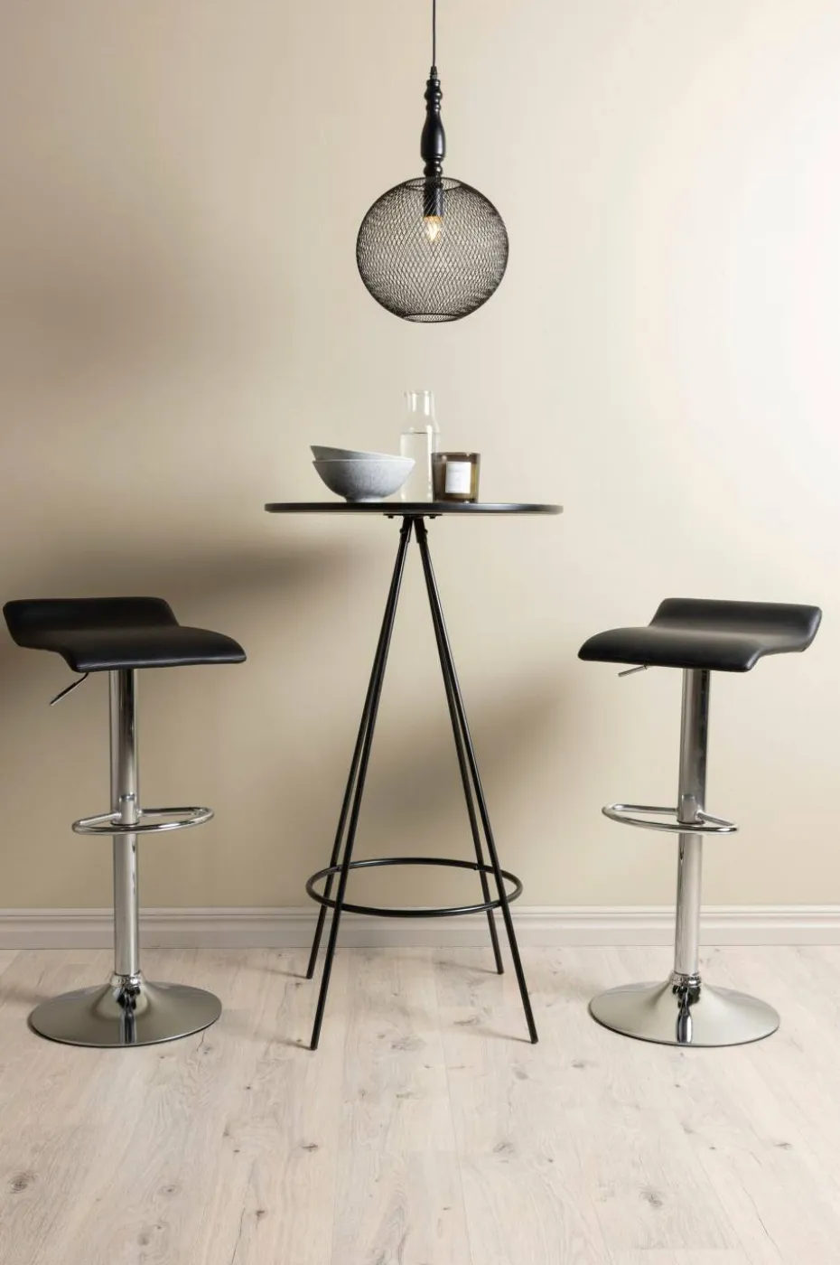 Venture Home Spisegruppe Bistro med 2 stk stoler Jonna