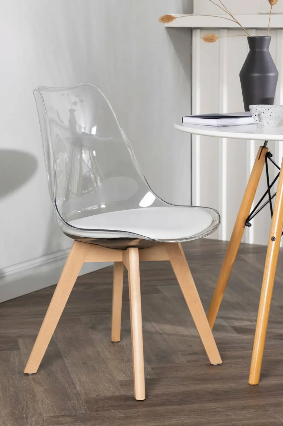 Venture Home Spisegruppe Danburi med 2 stk stoler Edvin