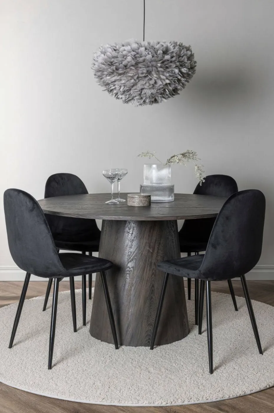 Venture Home Spisegruppe Lanzo med 4 stk stoler Polar